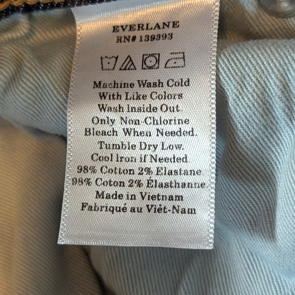 Everlane Dark Blue Straight Leg Jeans Women's 29 Regular Excel Used Raw Hem Nice - Picture 3 of 4